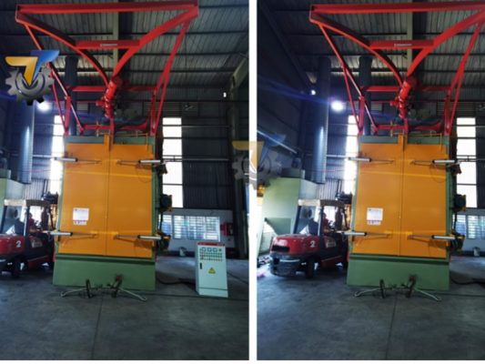 So sánh máy phun bi lồng đảo và máy phun bi móc treo lựa chọn tối ưu cho doanh nghiệp
