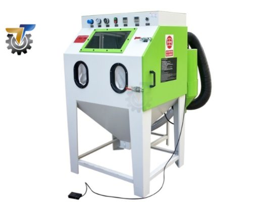So sánh máy phun cát thủ công và máy phun cát tự động: Đâu là lựa chọn tối ưu?