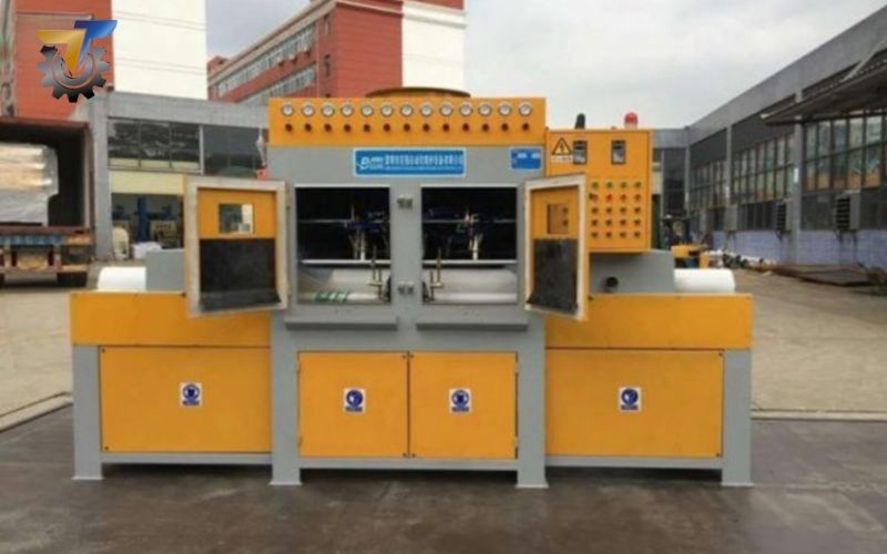 máy phun cát dạng băng tải giá rẻ