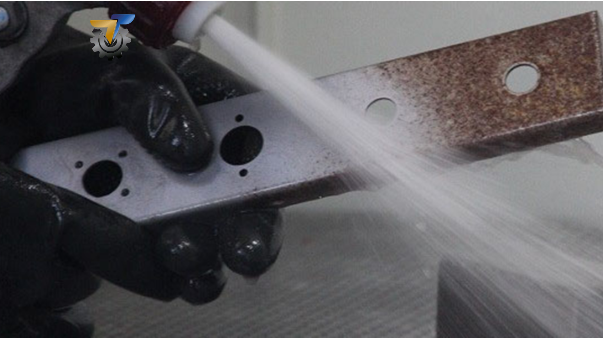 ưu điểm của máy phun cát tự động