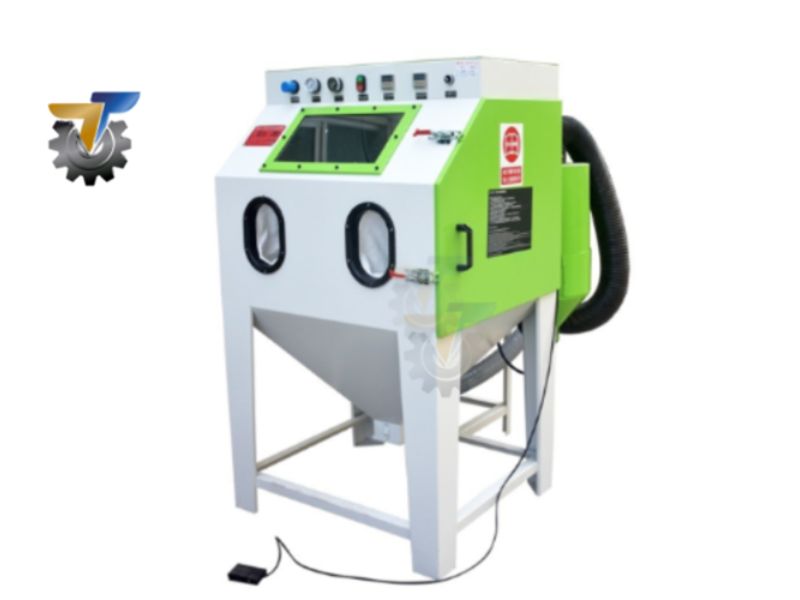 máy phun cát xử lý bề mặt trước khi sơn