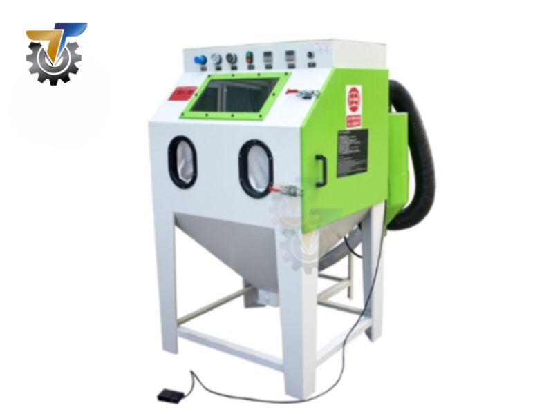 chi phí vận hành máy phun cát