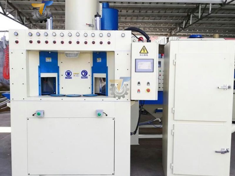 nên chọn máy phun cát thủ công hay tự động
